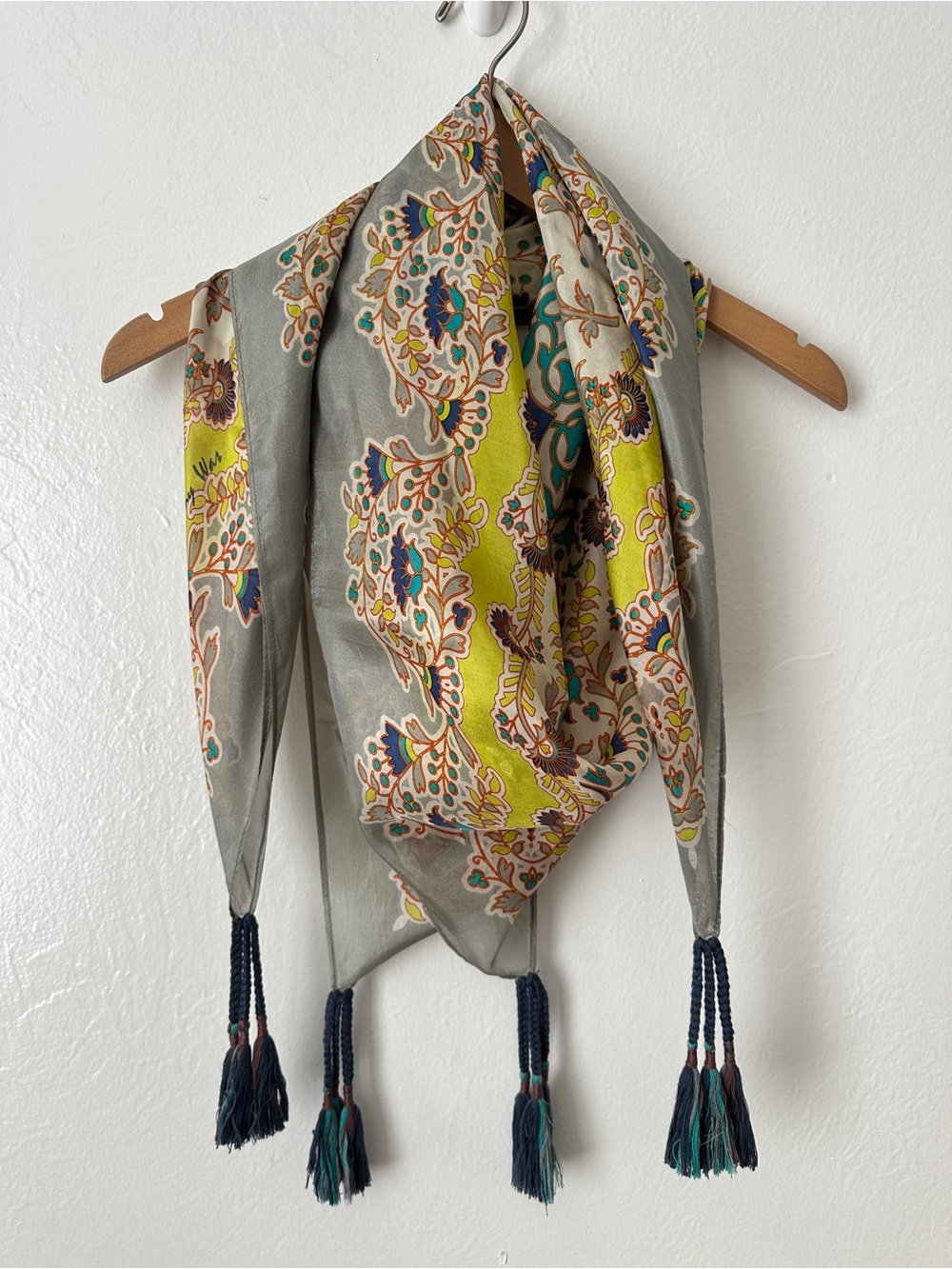 Johnny Was Silk Floral Tassel Scarf Good